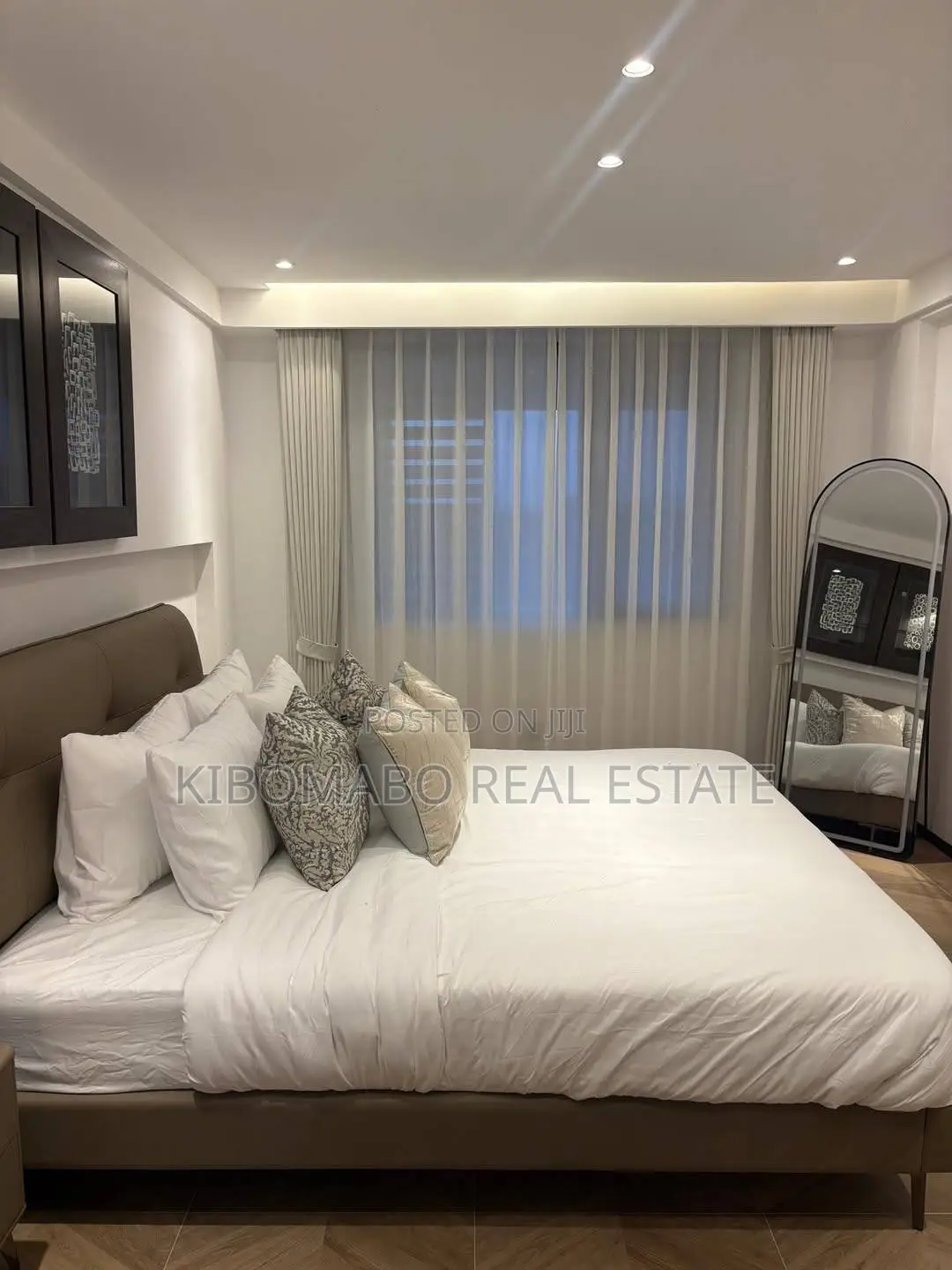 Furnished 3bdrm Duplex in Oyster Bay for rent