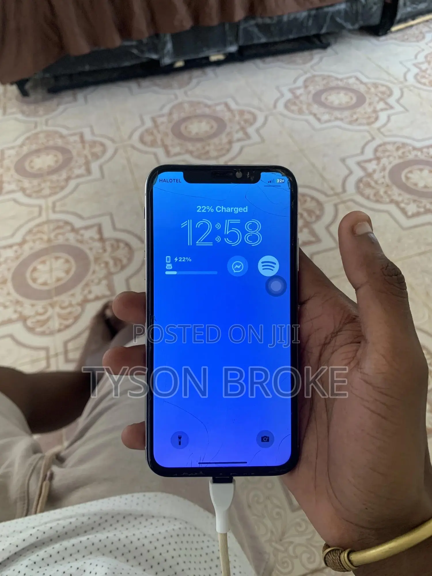Apple iPhone X 64 GB White