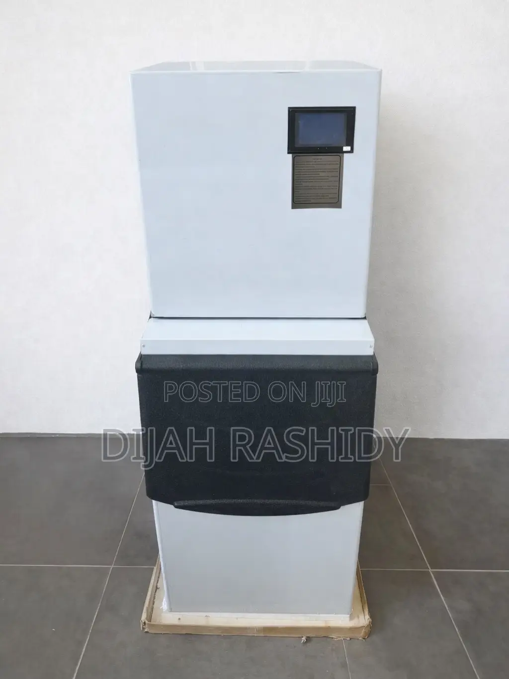 Commercial Ice Cube Machine