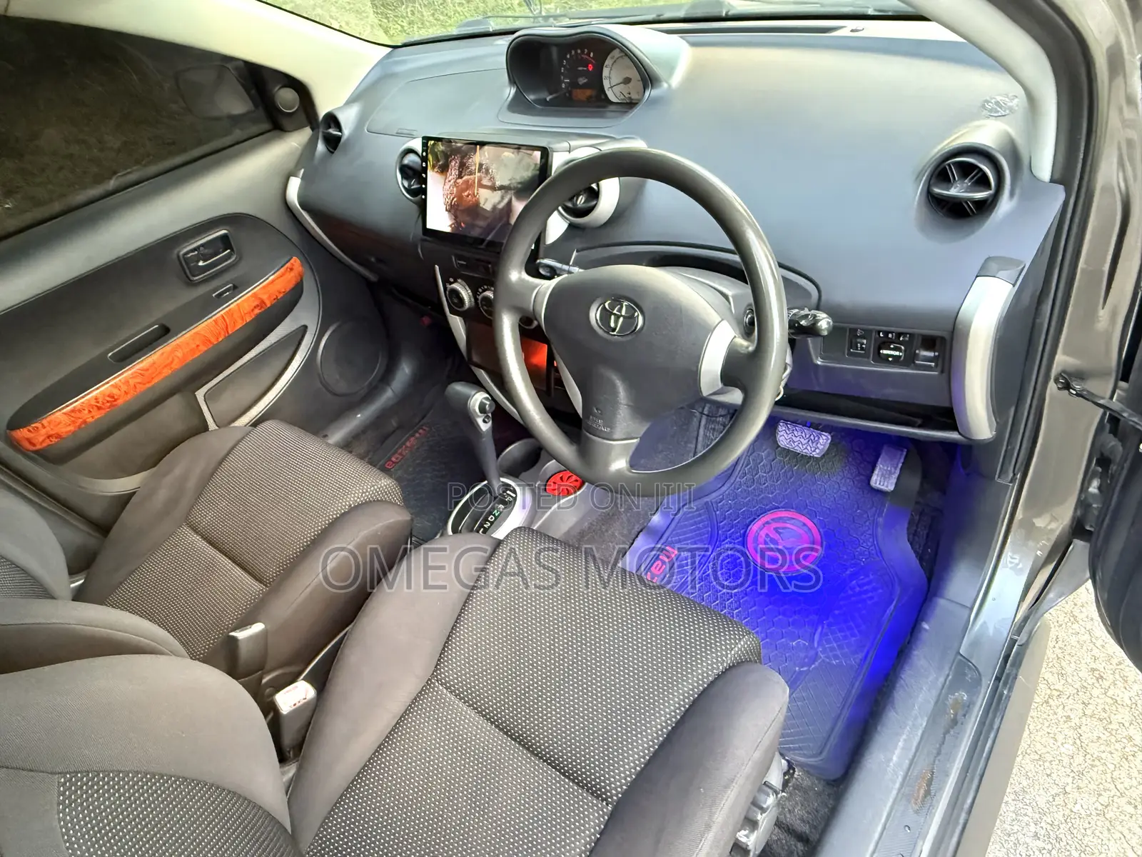 Toyota IST 2004 Gray
