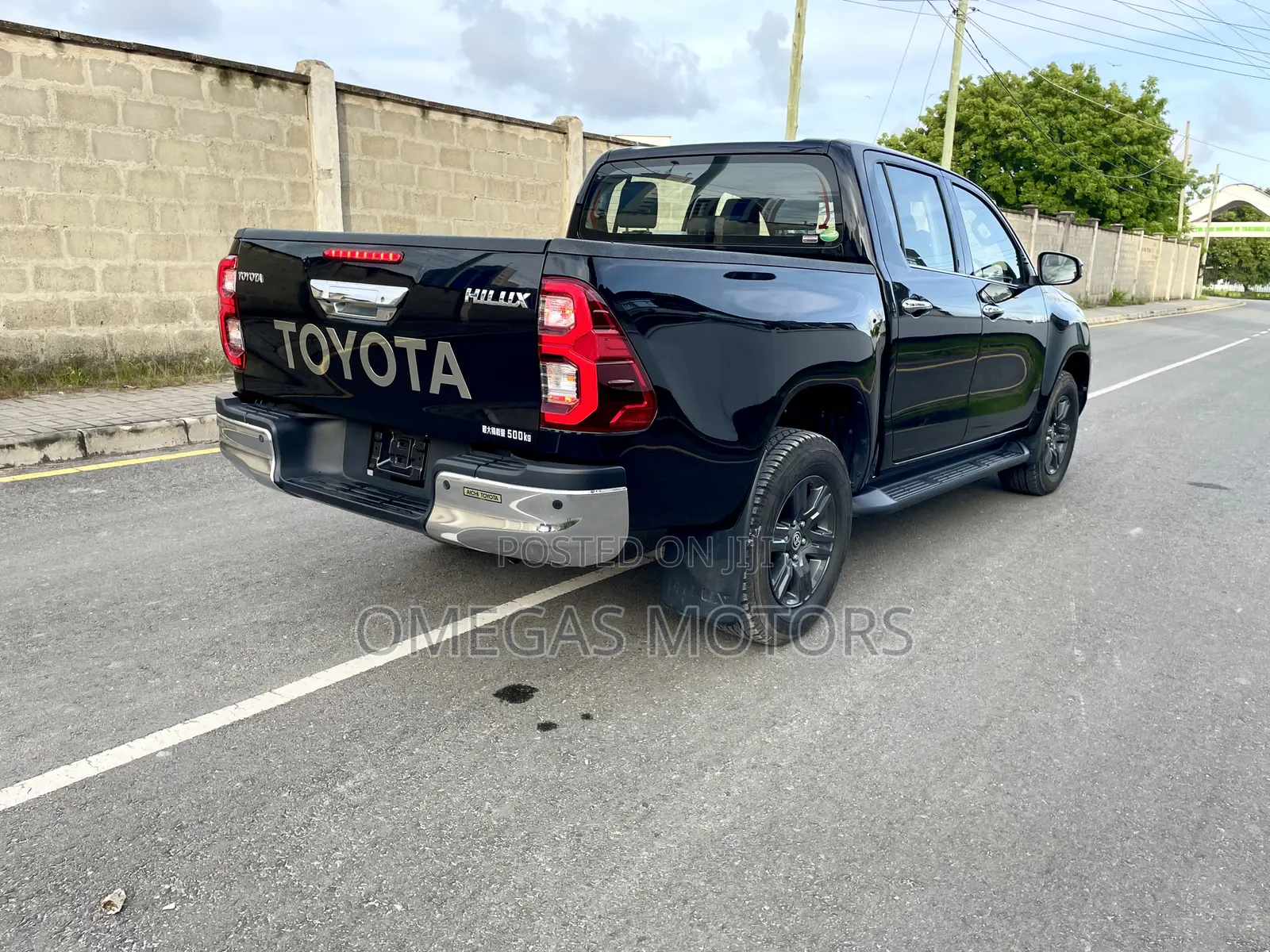 Toyota Hilux Revo Double Cab Deisel 2.8 RWD 2021 Black
