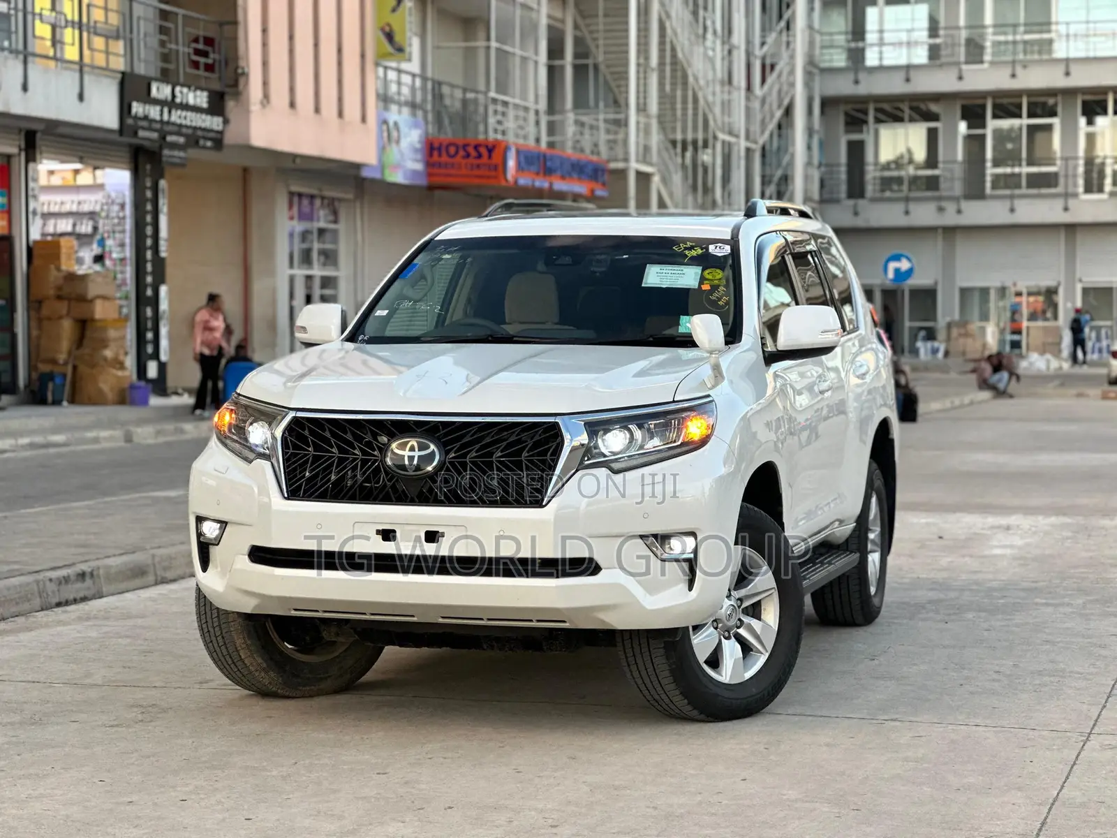 Toyota Land Cruiser Prado 2.8 2021 White