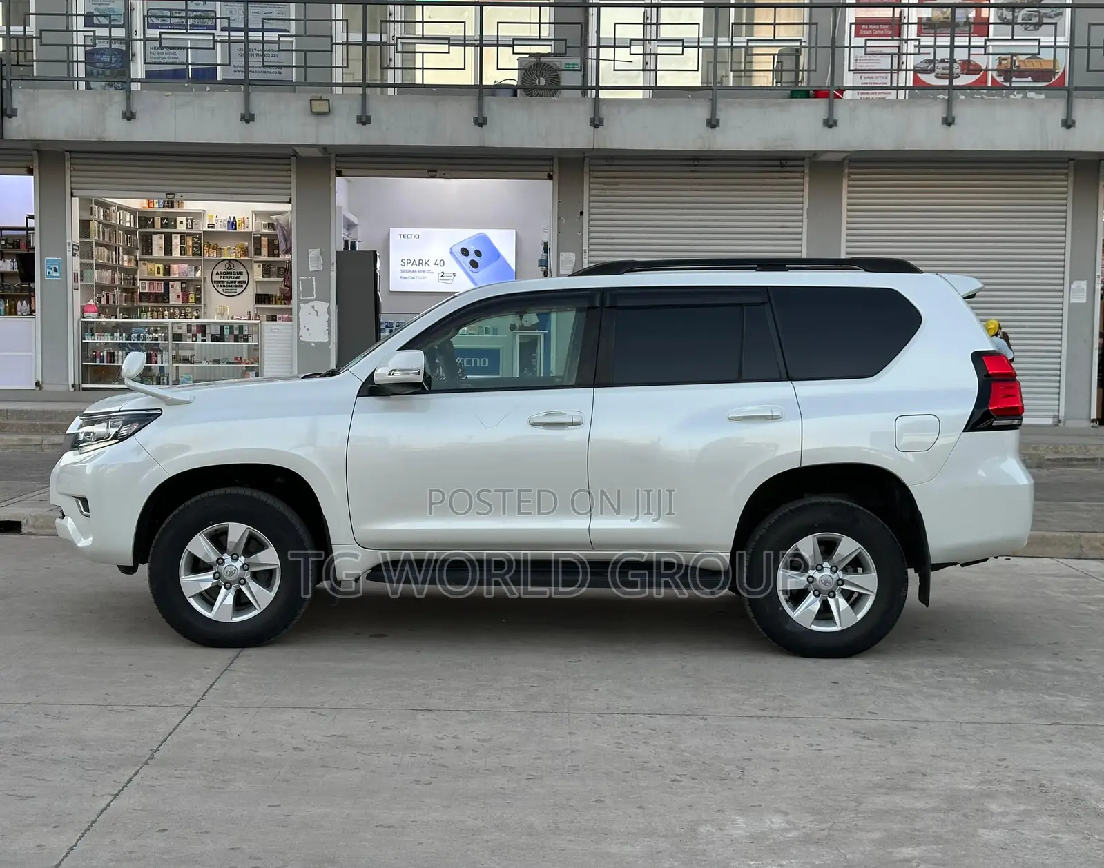 Toyota Land Cruiser Prado 2.8 2021 White