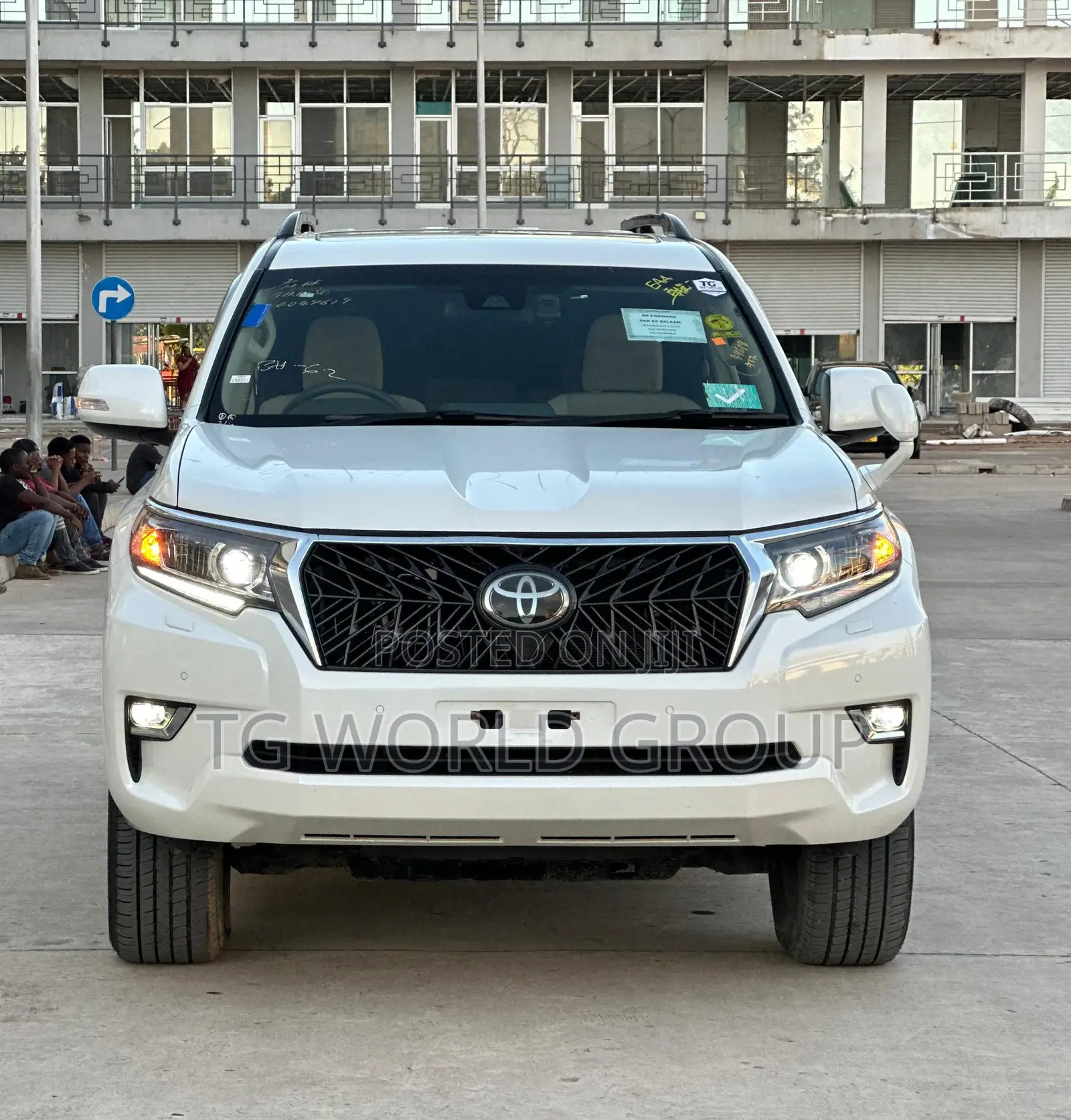 Toyota Land Cruiser Prado 2.8 2021 White