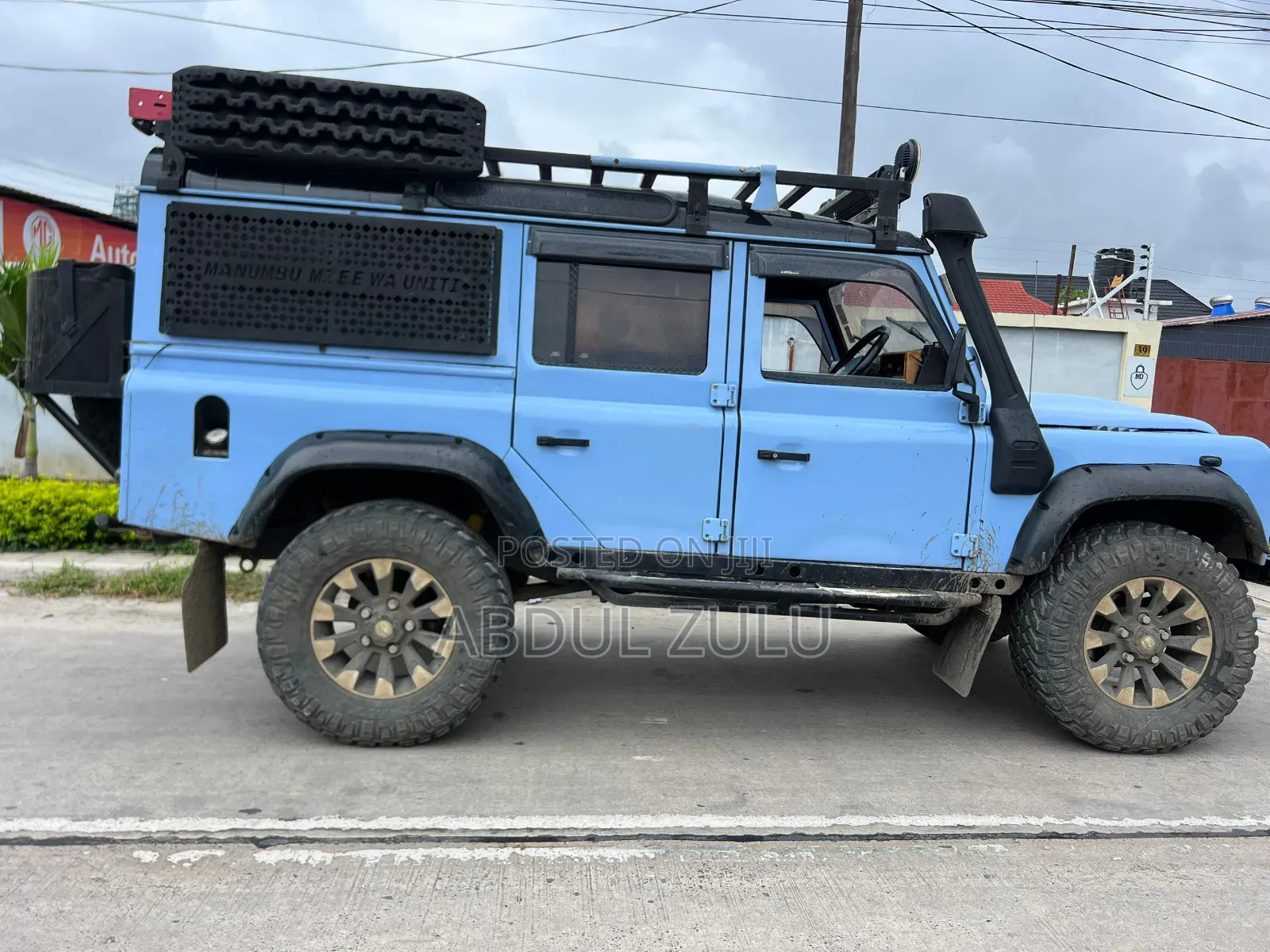 Land Rover Defender 2000 Blue