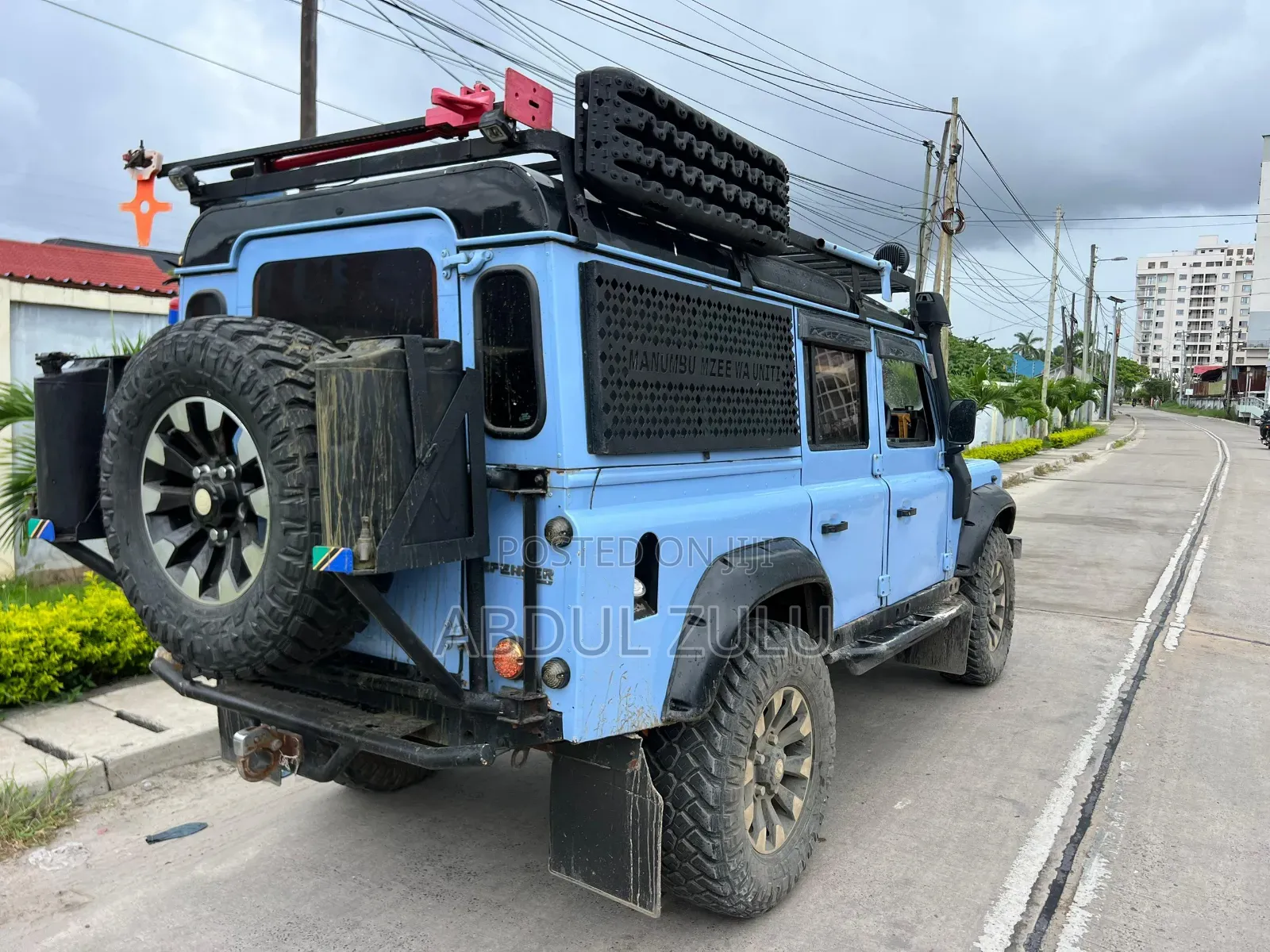 Land Rover Defender 2000 Blue
