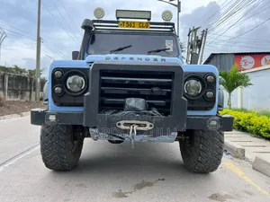Land Rover Defender 2000 Blue