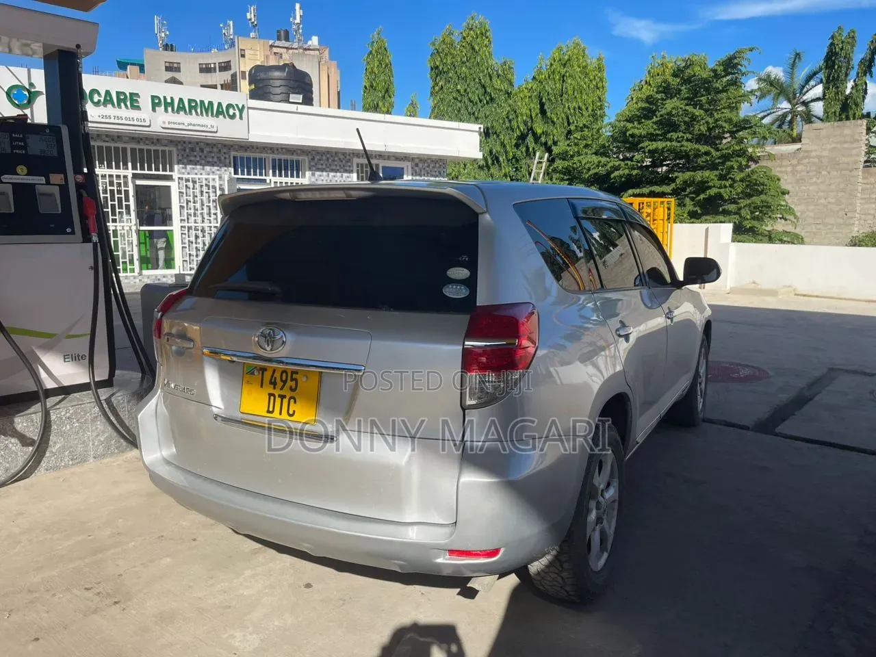 Toyota Vanguard 2009 Silver