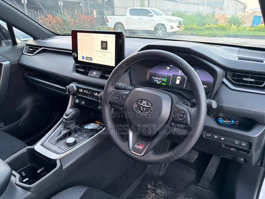 New Toyota RAV4 2025 White