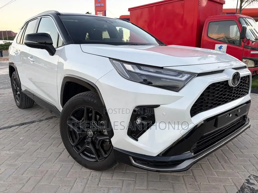 New Toyota RAV4 2025 White
