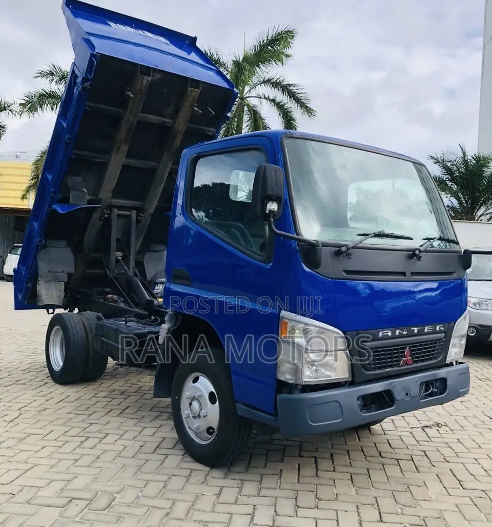 Mitsubishi Canter Tipper