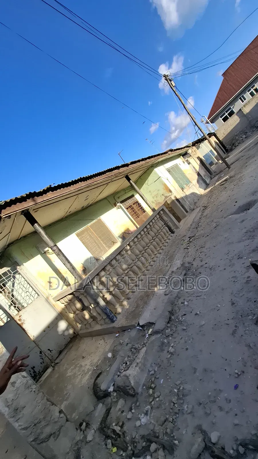 7bdrm Bungalow in Kinondoni, Mwananyamala for sale