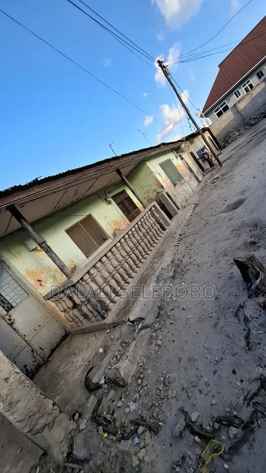 7bdrm Bungalow in Kinondoni, Mwananyamala for sale