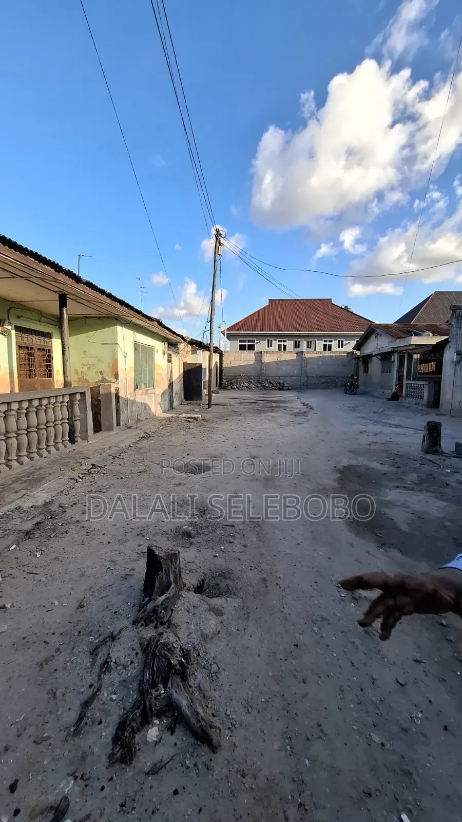 7bdrm Bungalow in Kinondoni, Mwananyamala for sale