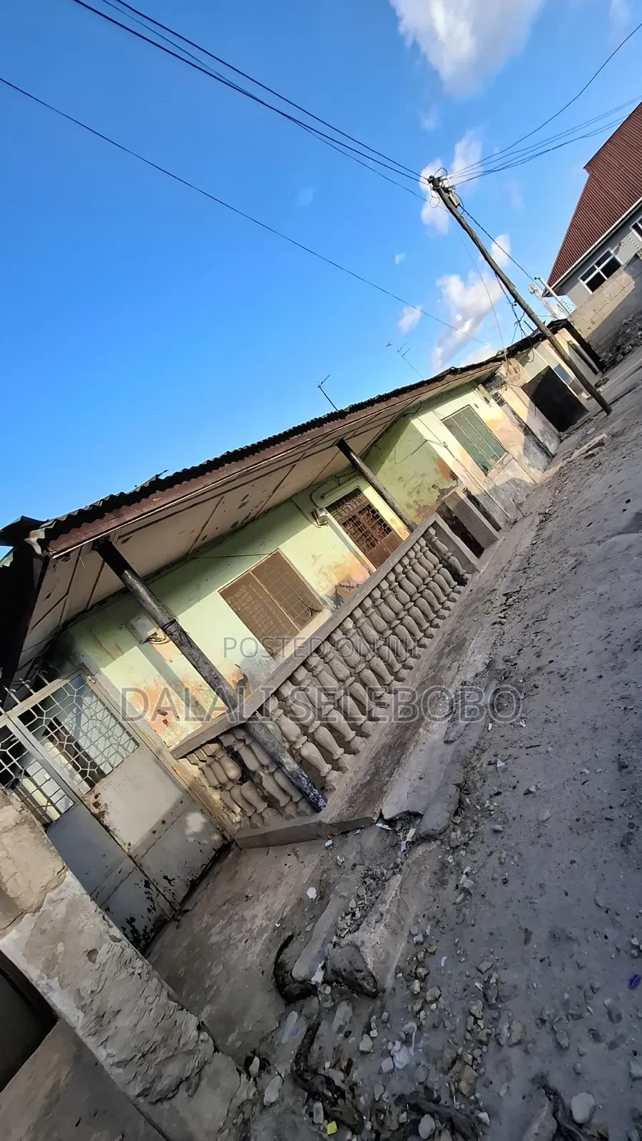 7bdrm Bungalow in Kinondoni, Mwananyamala for sale
