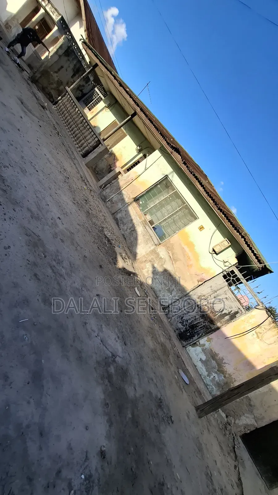 7bdrm Bungalow in Kinondoni, Mwananyamala for sale