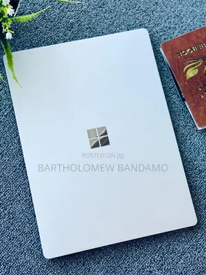 Laptop Microsoft Surface Laptop 4 8GB AMD Ryzen 5 SSD 256GB