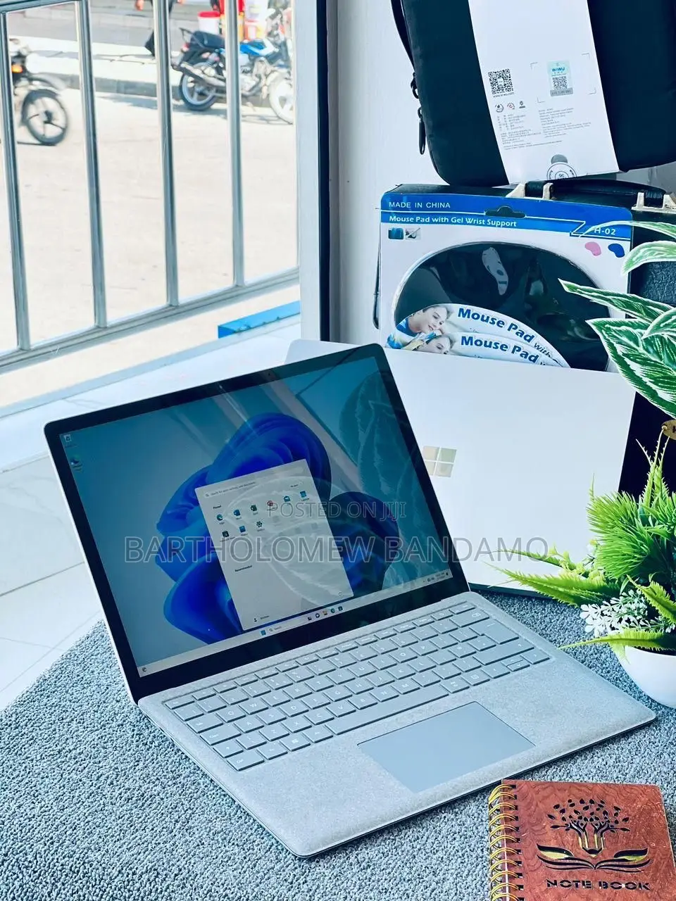 Laptop Microsoft Surface Laptop 4 8GB AMD Ryzen 5 SSD 256GB