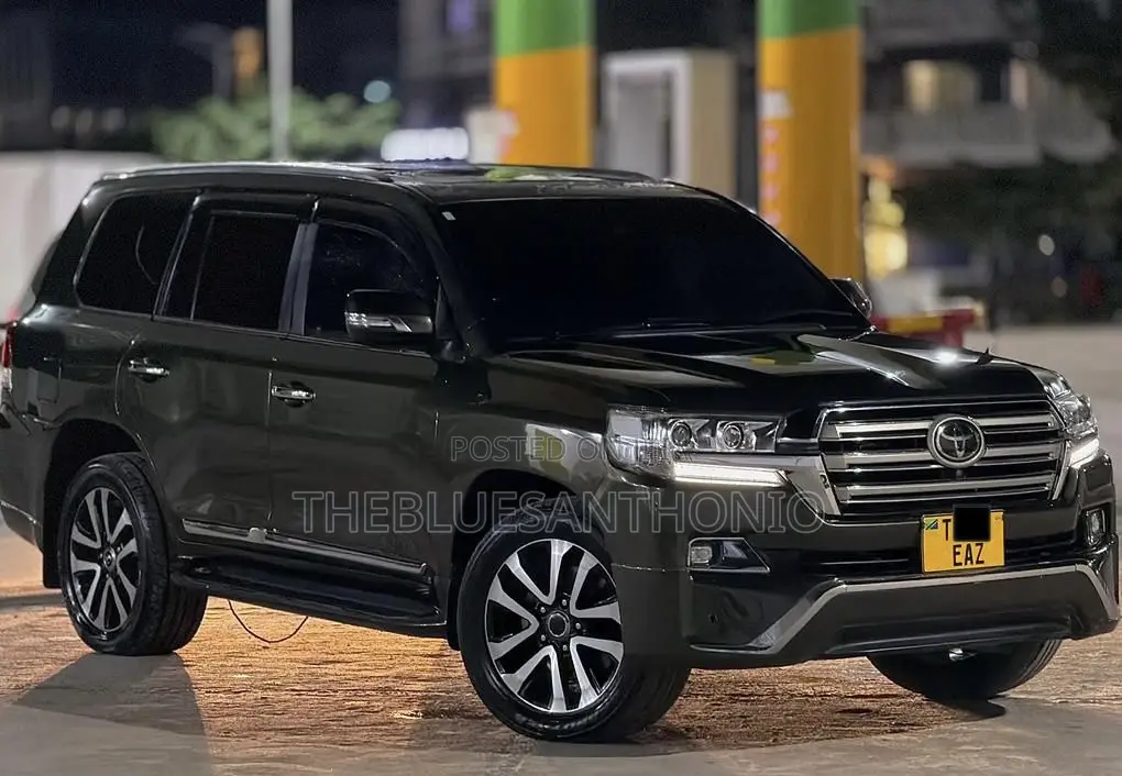 Toyota Land Cruiser 2017 Gray