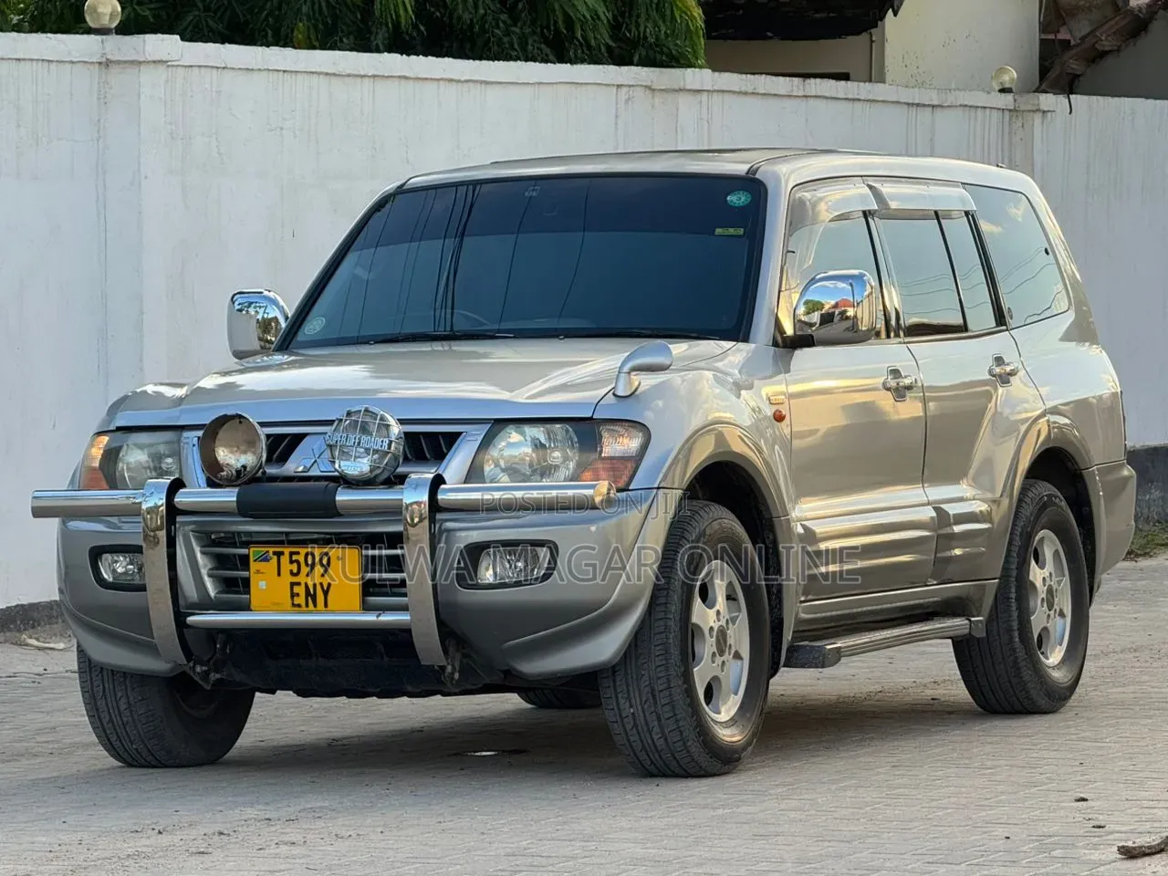 Mitsubishi Pajero 2008 Silver