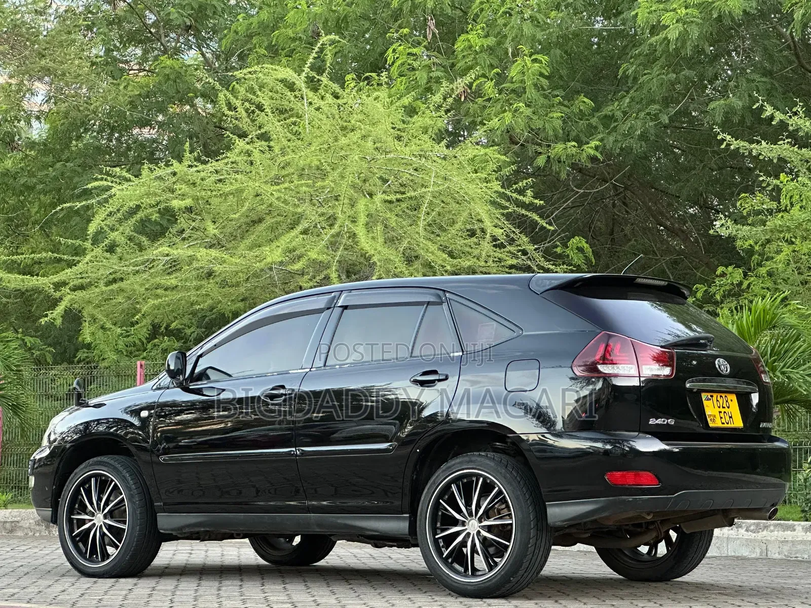 Toyota Harrier 2005 Black