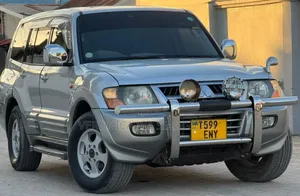 Mitsubishi Pajero 2008 Silver