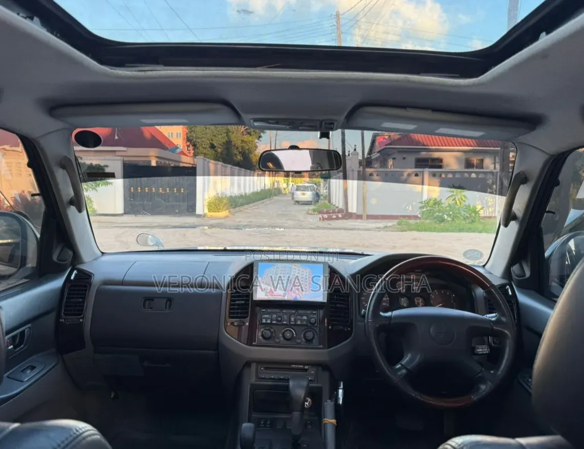 Mitsubishi Pajero 2008 Silver