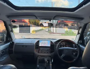 Mitsubishi Pajero 2008 Silver