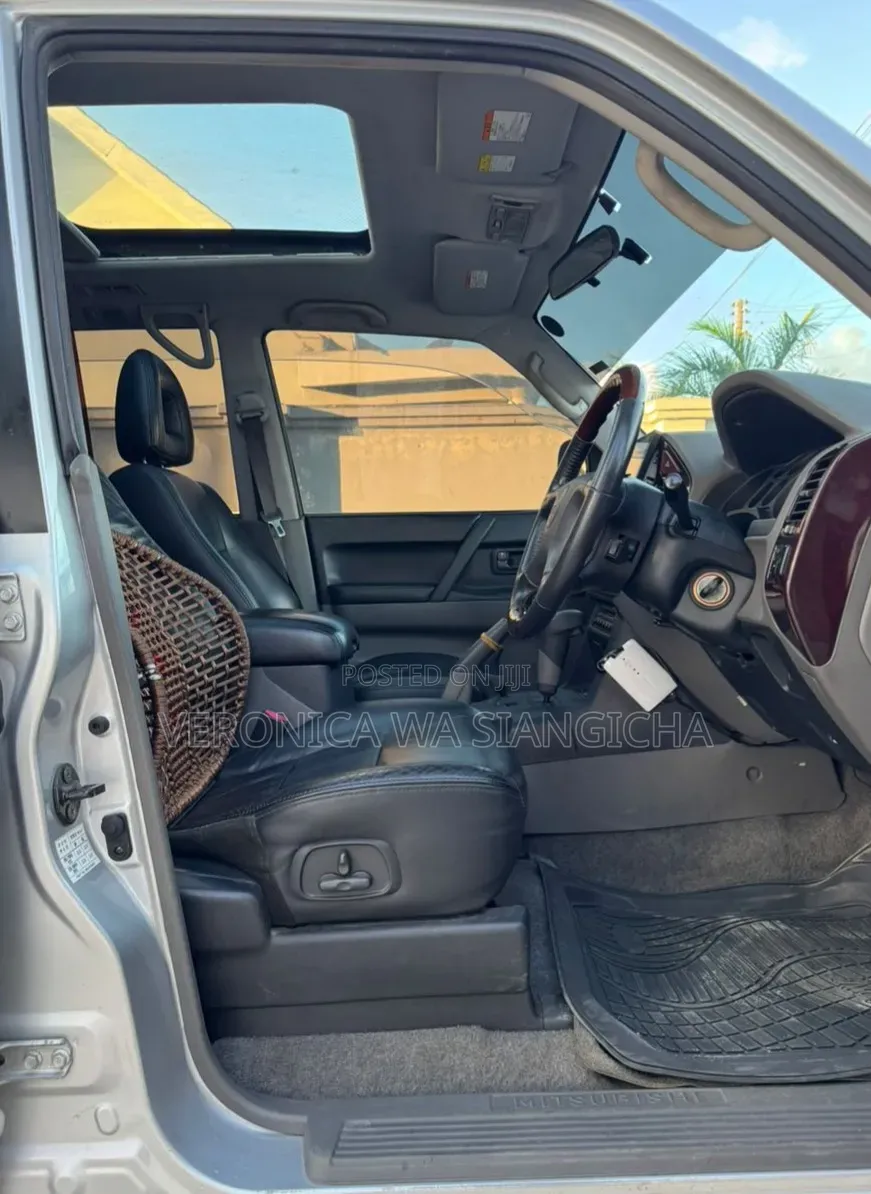 Mitsubishi Pajero 2008 Silver