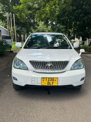 Toyota Harrier 2005 White