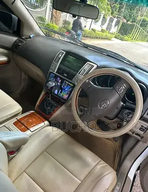 Toyota Harrier 2005 White
