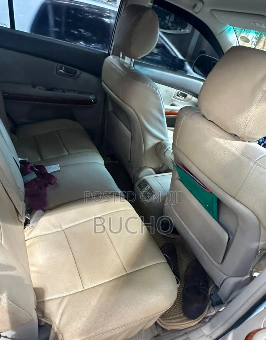 Toyota Harrier 2005 White