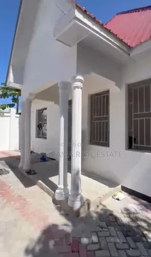 3bdrm House in Mchakama Real Estate, Chamazi for sale