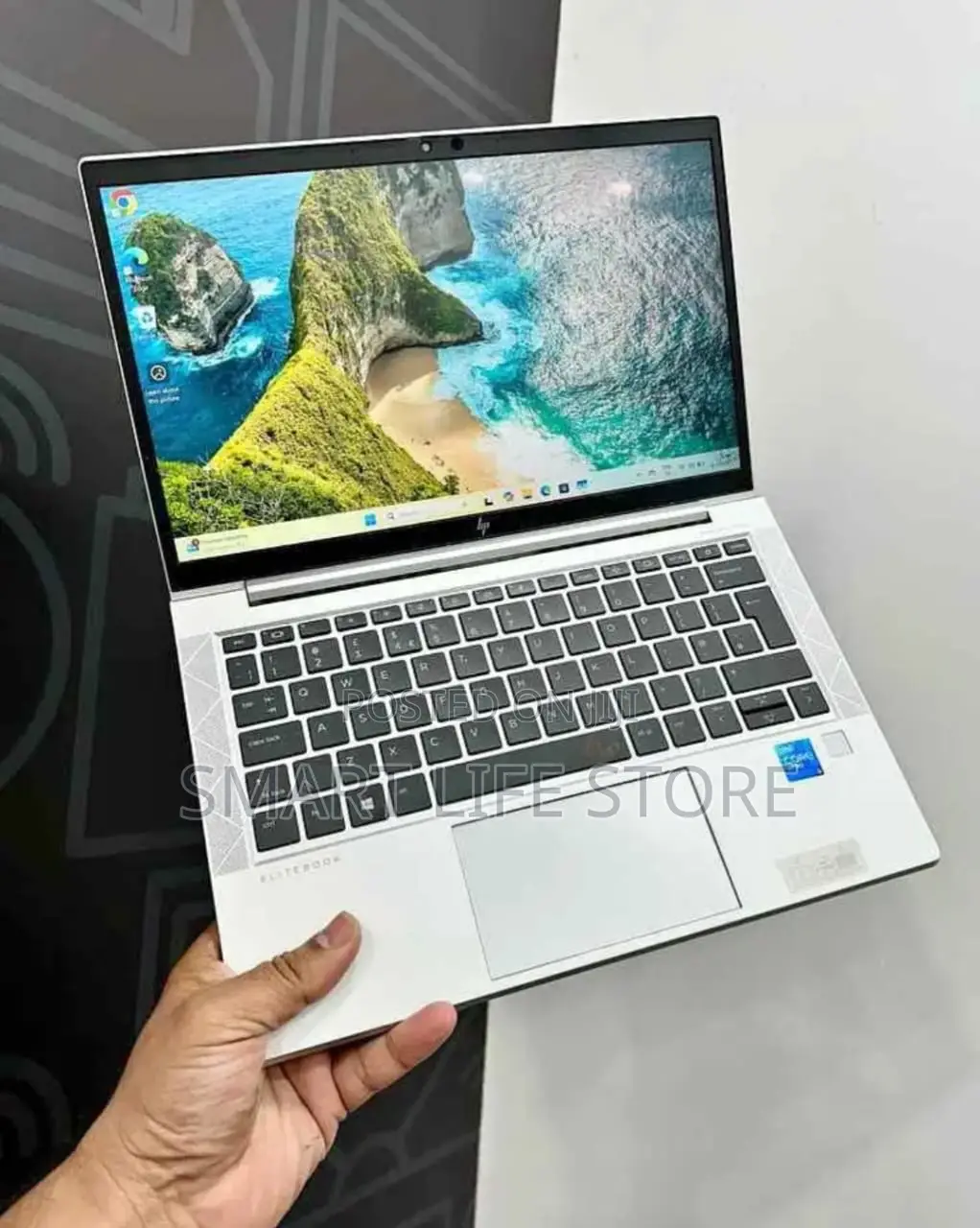 New Laptop HP EliteBook 840 G8 16GB Intel Core i7 SSD 512GB
