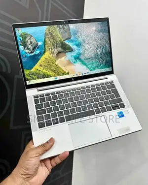 New Laptop HP EliteBook 840 G8 16GB Intel Core i7 SSD 512GB