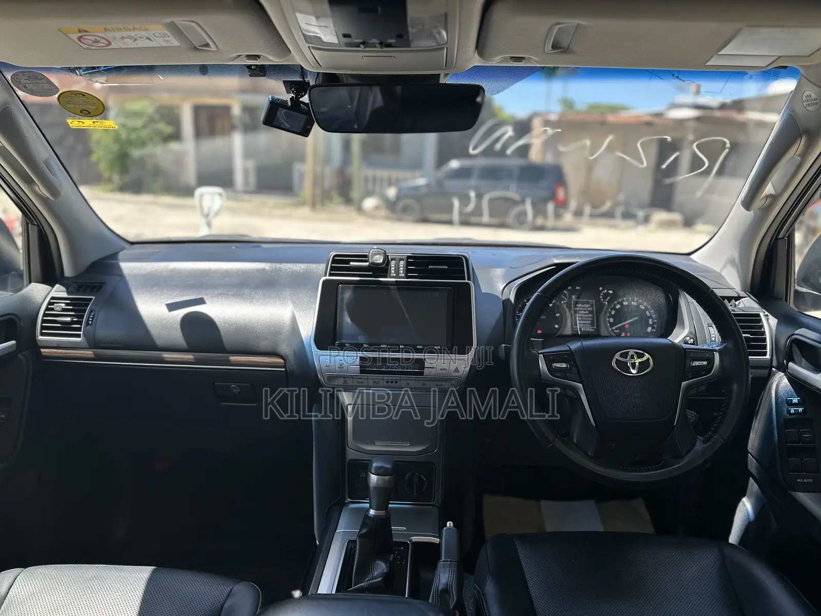 Toyota Land Cruiser Prado 2019 White