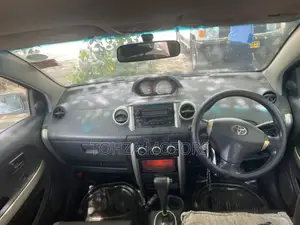 Toyota IST 2004 Black