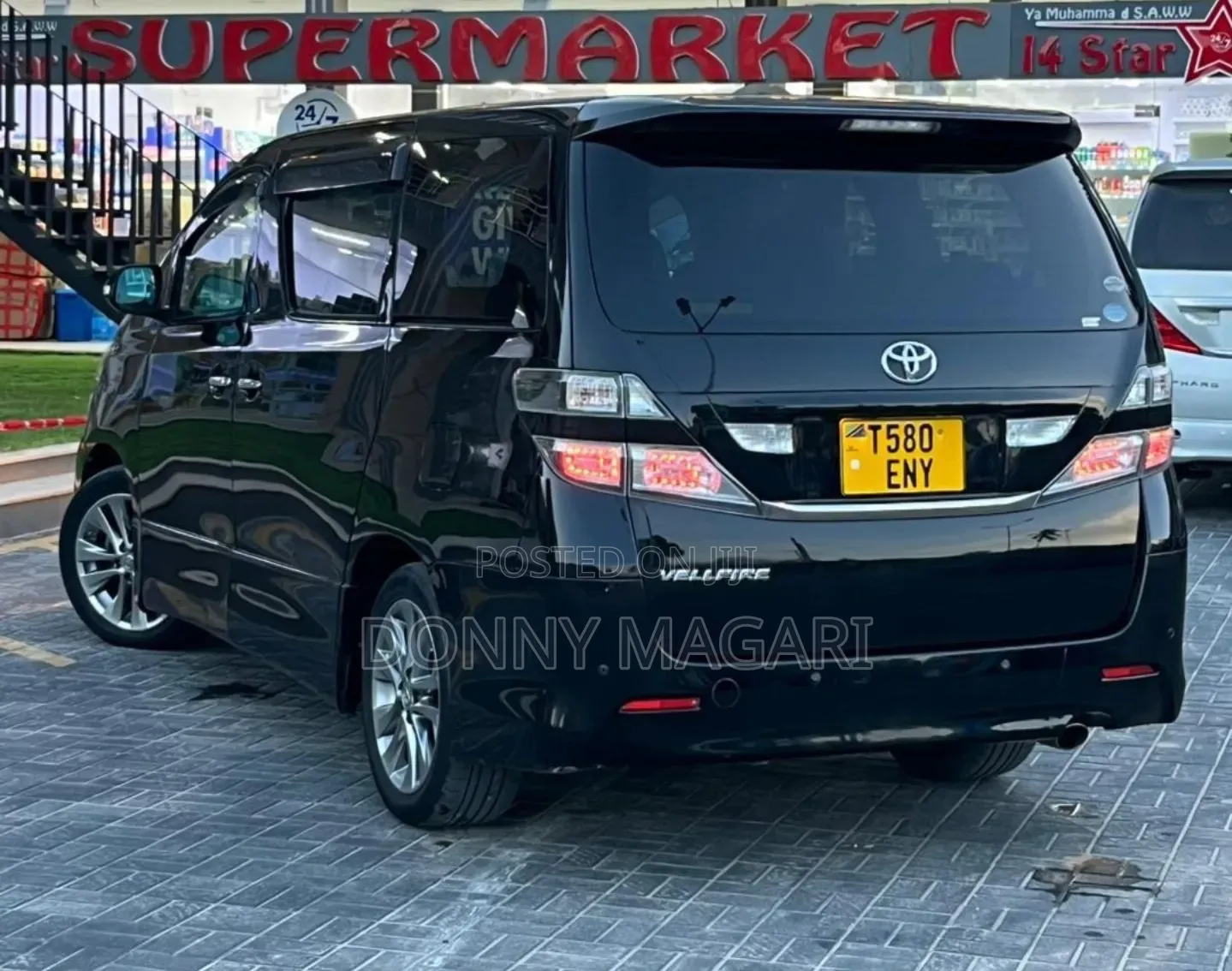 Toyota Vellfire 2010 Black