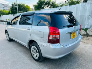 Toyota Wish 2006 Silver