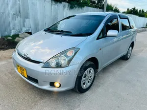 Toyota Wish 2006 Silver