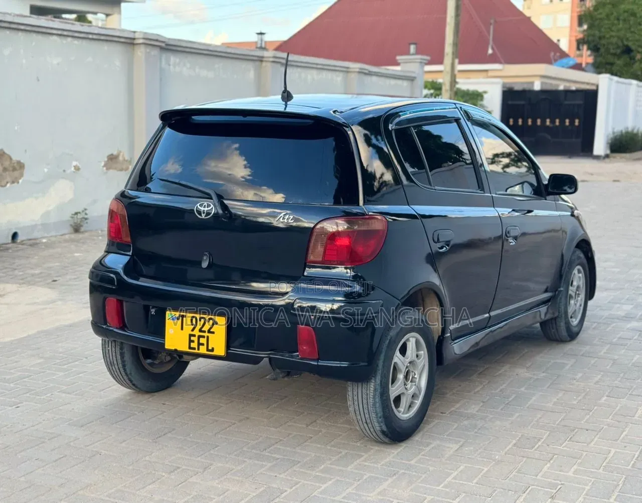 Toyota Vitz 2008 Black