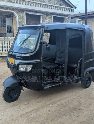 New Bajaj Avenger 200 2026 Black