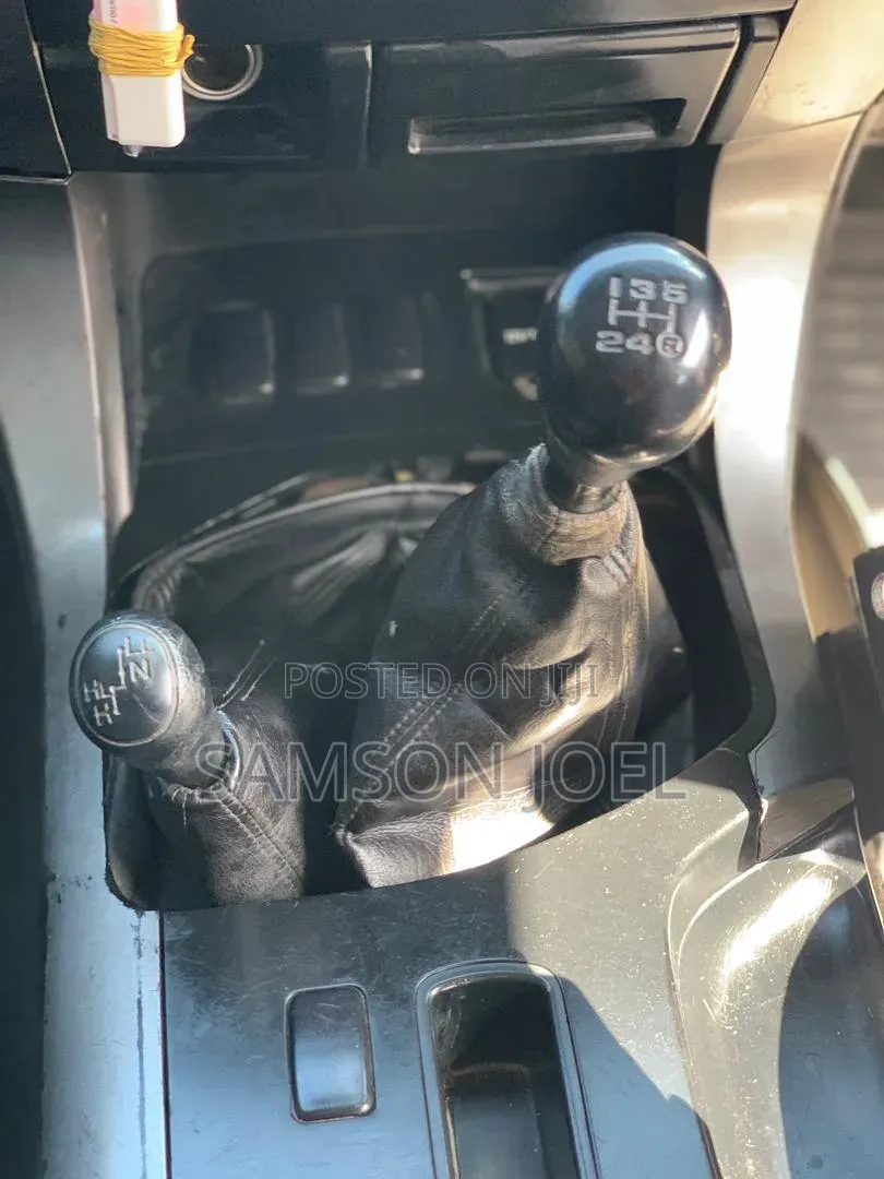 Toyota Land Cruiser Prado 2005 Gray