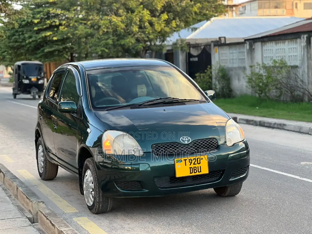 Toyota Vitz 2005 Green