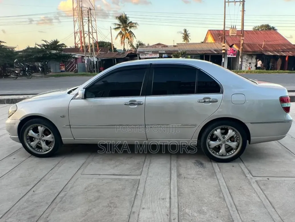 Toyota Brevis Ai 250 Four 2001 Silver