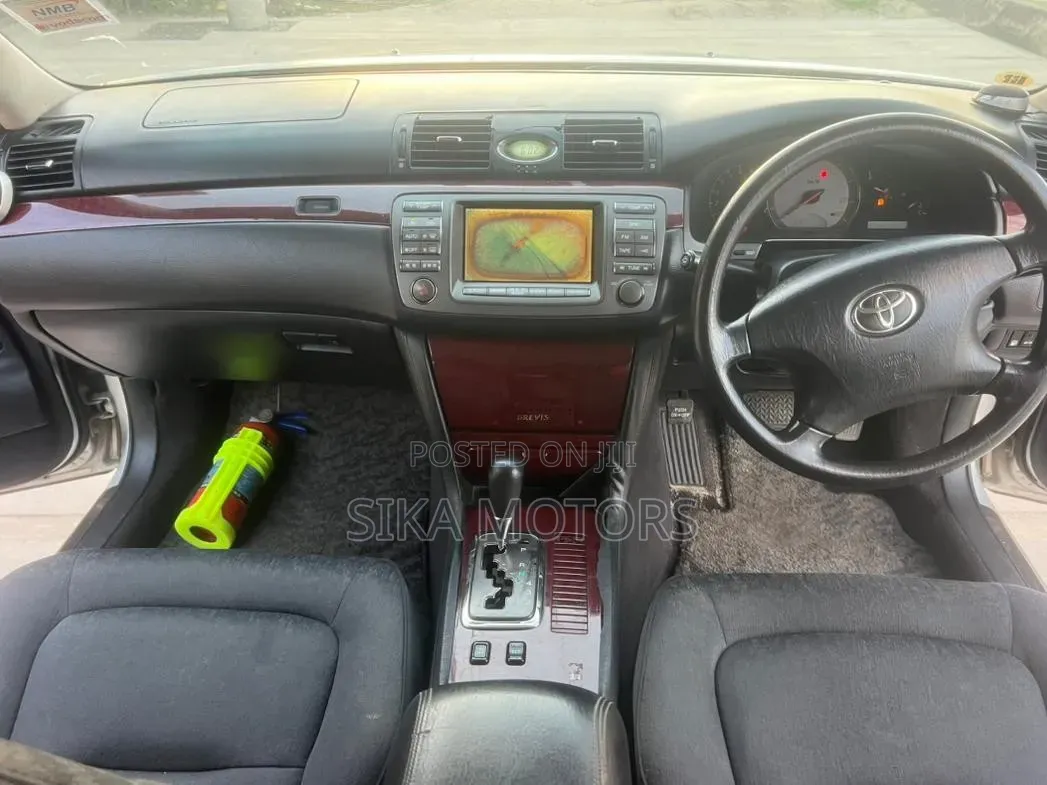 Toyota Brevis Ai 250 Four 2001 Silver