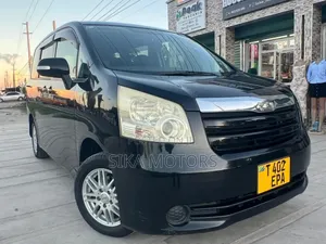 Toyota Noah 2008 Black
