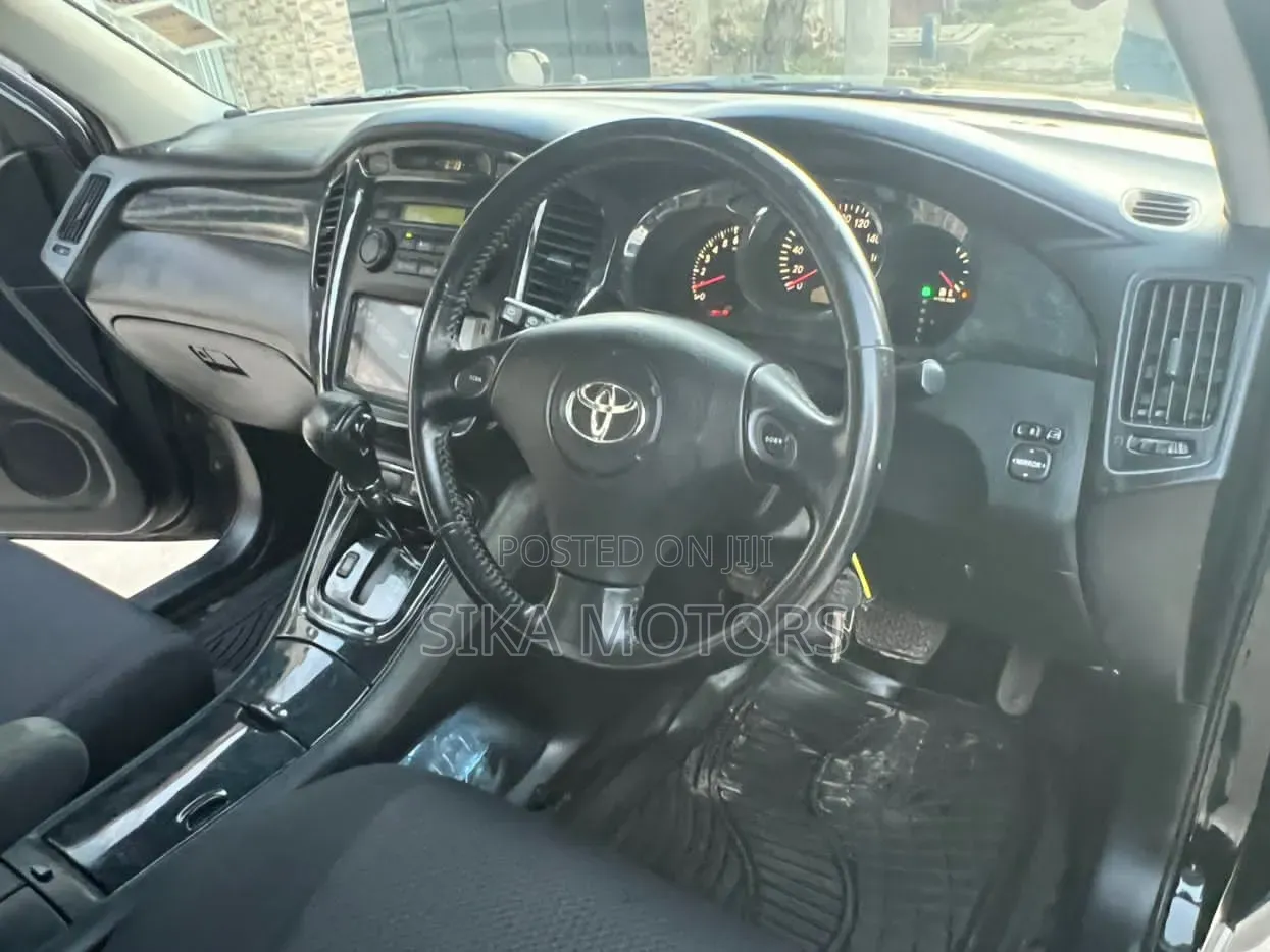 Toyota Kluger 2006 Black