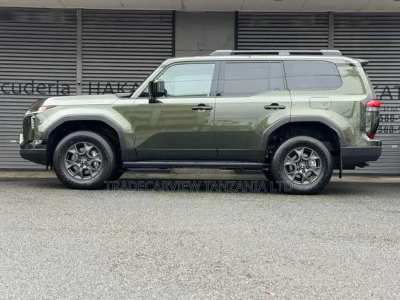 New Lexus GX 550 Overtrail 4WD 2025 Green