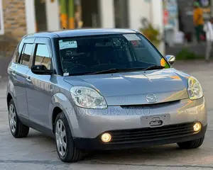 Mazda Verisa 2011 Silver